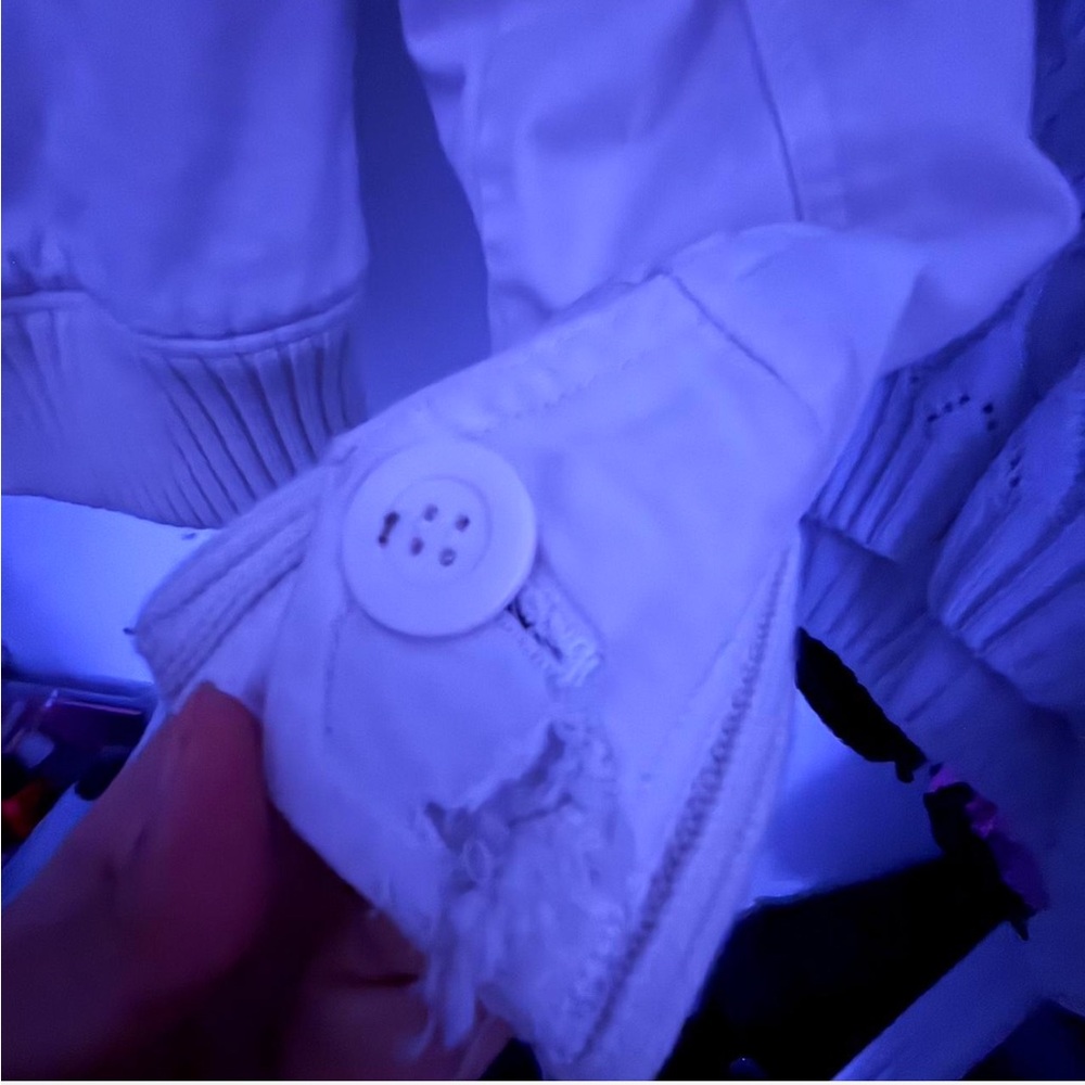 white winter jacket - Picture 6 of 7